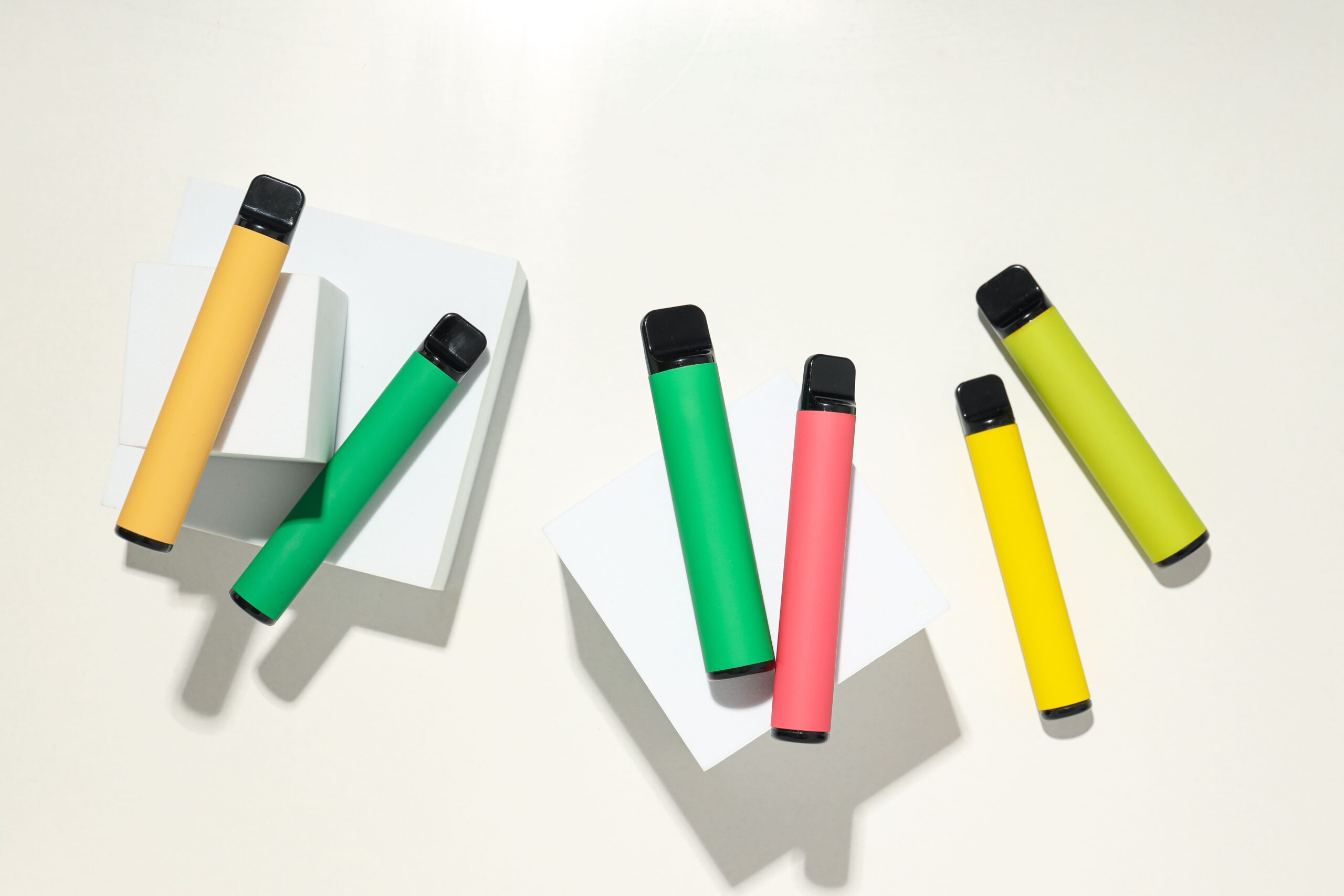 Velký přehled příchutí elektronických cigaret: od ovoce po dezerty – kterou si vyberete vy?